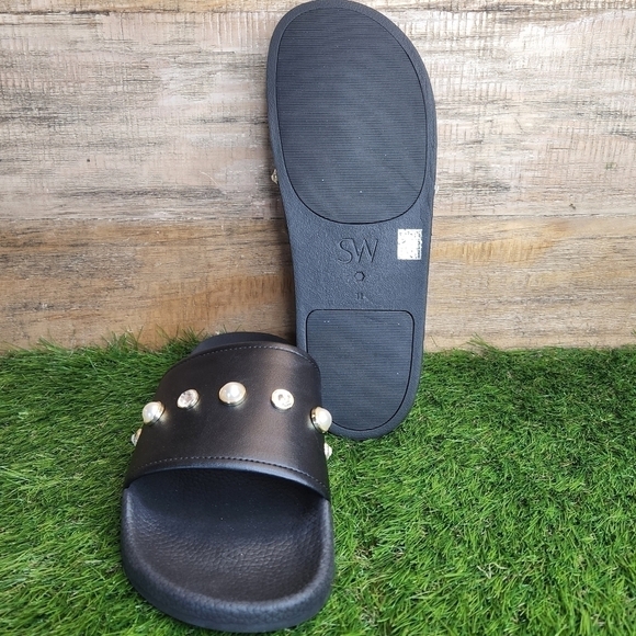 New Stuart WeitzmanWomen's Black Pearlshine Pool Leather Slide Sz 11.0 - Picture 10 of 11